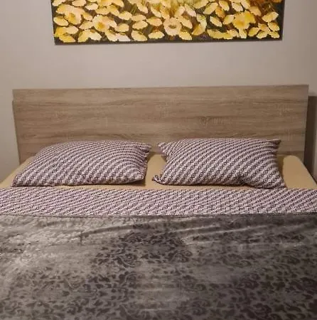 Apartamentai Centre, Prie Stoties Apartment