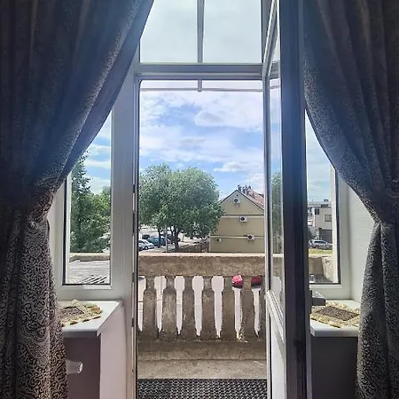 Apartamentai Centre, Prie Stoties Kaunas