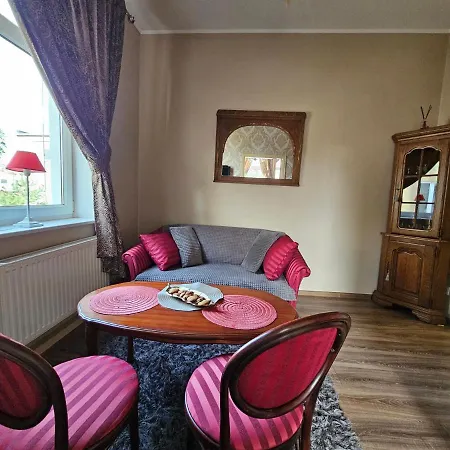 Apartamentai Centre, Prie Stoties Apartment